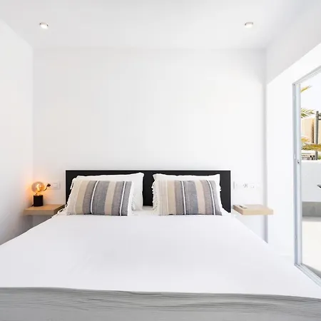 빌라 Urbania Atico Deluxe By Sunkeyrents