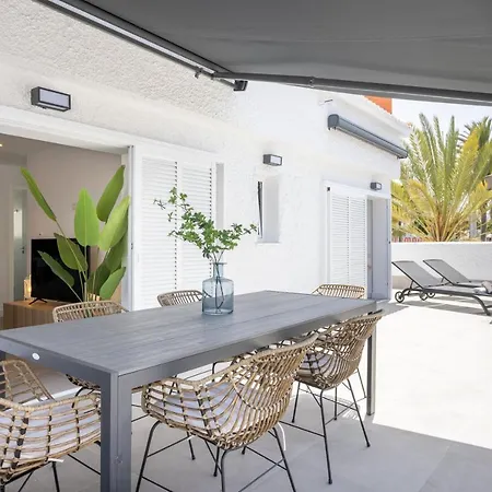 빌라 Urbania Atico Deluxe By Sunkeyrents