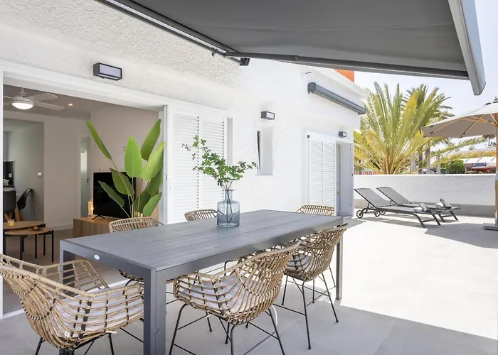 Villa Urbania Atico Deluxe By Sunkeyrents