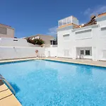 فيلة Urbania Atico Deluxe By Sunkeyrents