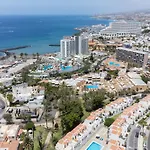 Urbania Atico Deluxe By Sunkeyrents فيلة