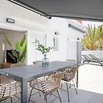 فيلة Urbania Atico Deluxe By Sunkeyrents